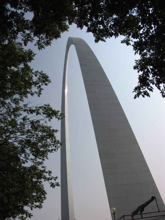 Daytime shot of the Arch